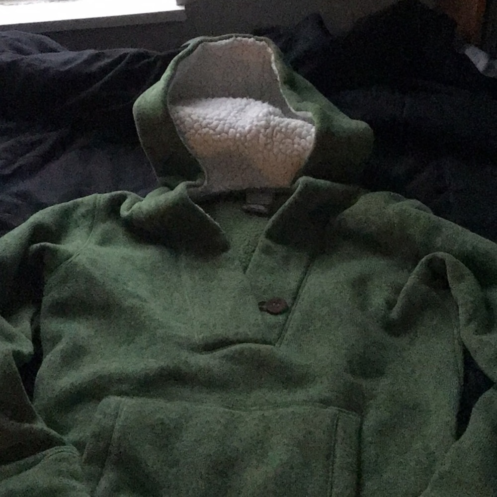 Sweat shirt